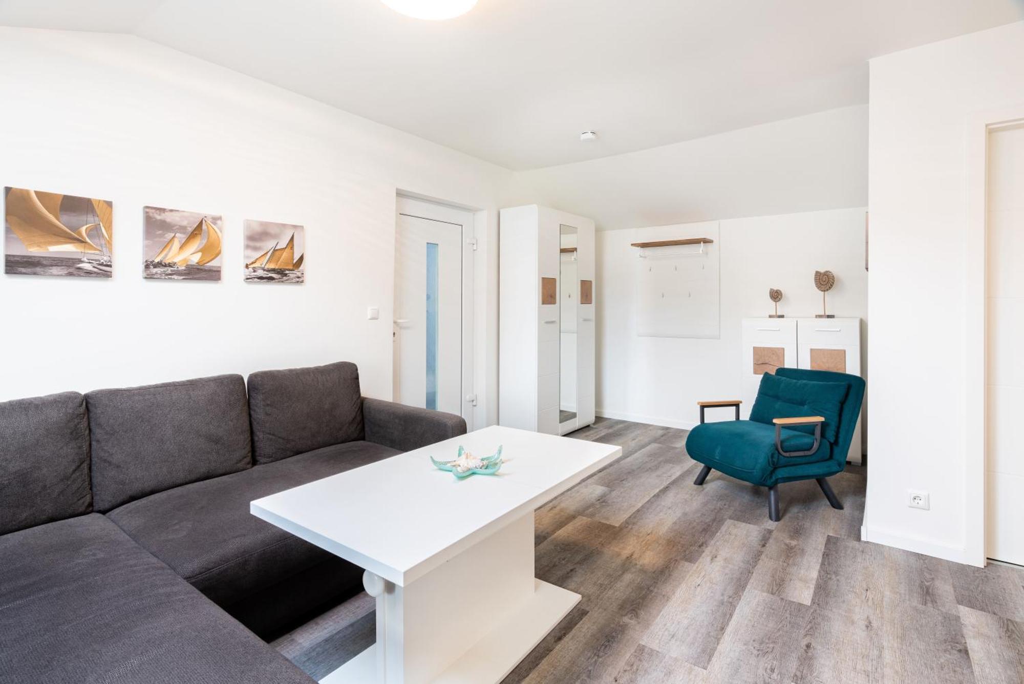 Apartment Pier 1 *